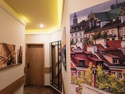 Mariensztat 8 Apartments