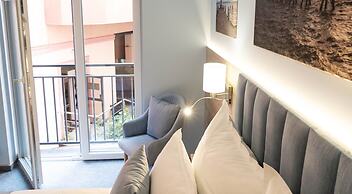 Mariensztat 8 Apartments