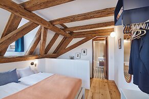 Engelwirt Hotel & Apartments