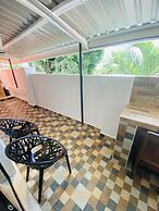 Oceanic View Apartments