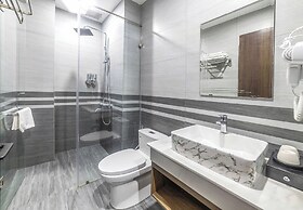 Green LP Hotel & Apartment