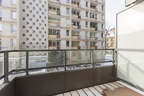 Arsenal Apartment City Center by Renters