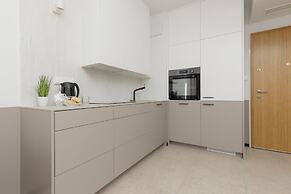 Arsenal Apartment City Center by Renters