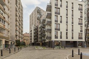 Arsenal Apartment City Center by Renters