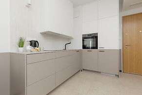 Arsenal Apartment City Center by Renters