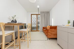Arsenal Apartment City Center by Renters