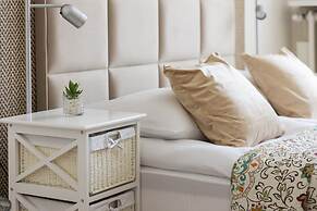 Apartment Mochnackiego Warsaw by Renters