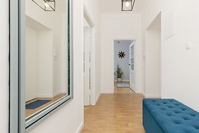 Apartment Mochnackiego Warsaw by Renters