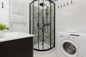 Apartment Mochnackiego Warsaw by Renters