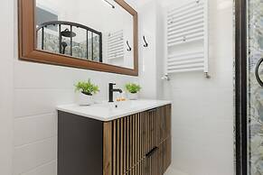 Apartment Mochnackiego Warsaw by Renters