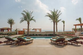 Naama Beach Villas & Spa