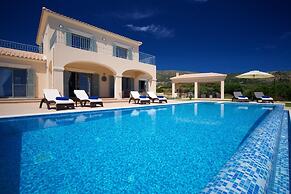 Villa Aglaia in Mavrata