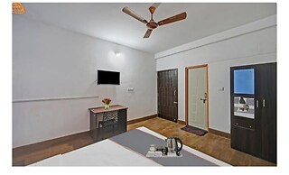 Goroomgo Madison Blue Bhubaneswar