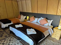 Musta Desert Luxury Camp