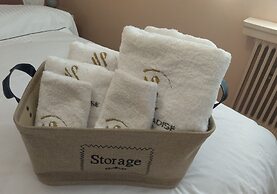 Swan Paradise Glyfada Apartment