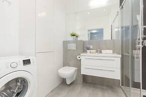 Subtle Colors Apartment by Renters