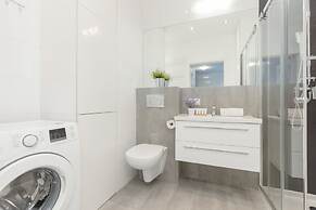 Subtle Colors Apartment by Renters