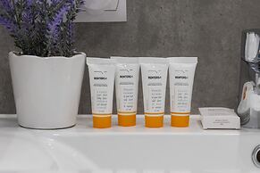 Subtle Colors Apartment by Renters