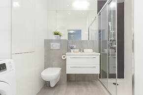 Subtle Colors Apartment by Renters