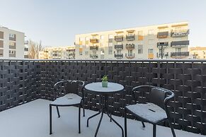 Subtle Colors Apartment by Renters