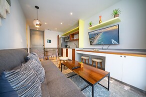 Jojo - 1 Bedroom Condo At Singular Joy