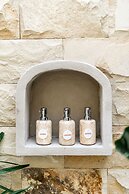 Shanti Boutique Retreat