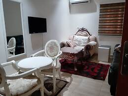 Alim Royal Hotel and Suites