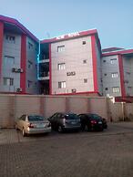 Alim Royal Hotel and Suites