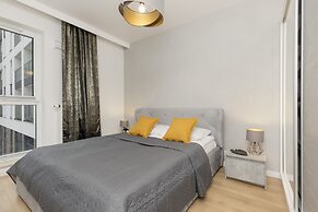 Apartment Łódź Fabryczna by Renters