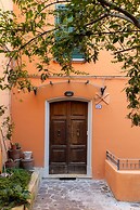 White Calla Apartment by Wonderful Italy