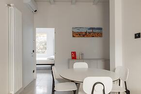 White Daisy Apartment by Wonderful Italy