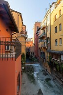 White Daisy Apartment by Wonderful Italy