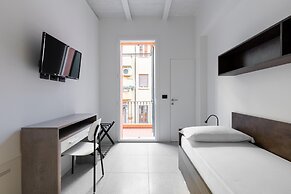 White Daisy Apartment by Wonderful Italy