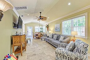 Anna Maria Island Surfside Bungalow