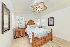 Anna Maria Island Surfside Bungalow