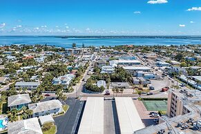 Anna Maria Island Surfside Bungalow