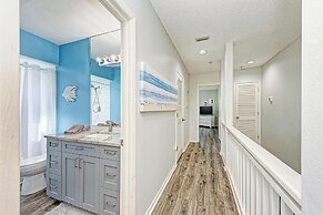 Longboat Key Cedars Beach House-pet Friendly-2 Minute To The Beach