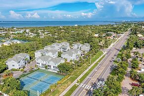 Longboat Key Cedars Beach House-pet Friendly-2 Minute To The Beach