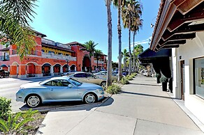 Longboat Key Cedars Beach House-pet Friendly-2 Minute To The Beach