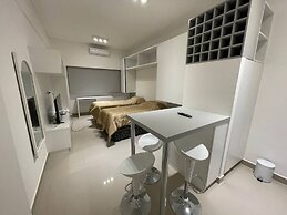 Modern & Cozy Studio in San Telmo w Pool and Exclusive Services