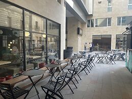 Modern & Cozy Studio in San Telmo w Pool and Exclusive Services