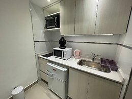 Modern & Cozy Studio in San Telmo w Pool and Exclusive Services