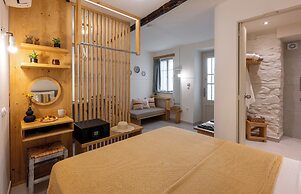 Capella Skiathos Residences