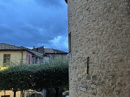 Casa Torre Metabo in Villa Santo Stefano