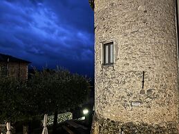 Casa Torre Metabo in Villa Santo Stefano