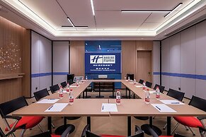 Holiday Inn Express Chongqing Nanbin Road by IHG