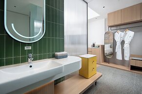 Holiday Inn Express Chongqing Nanbin Road by IHG