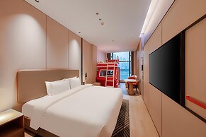 Holiday Inn Express Chongqing Nanbin Road by IHG