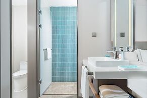 Holiday Inn Express Xiamen Jimei New Town by IHG