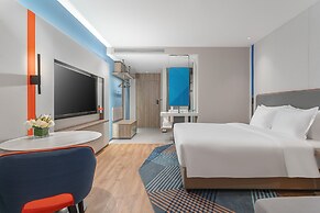 Holiday Inn Express Xiamen Jimei New Town by IHG